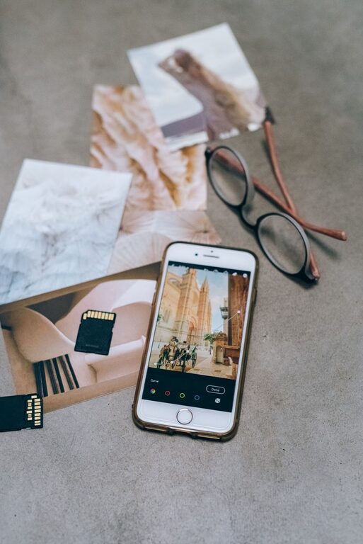 A Beginner’s Guide to Organizing Photos on Your Phone