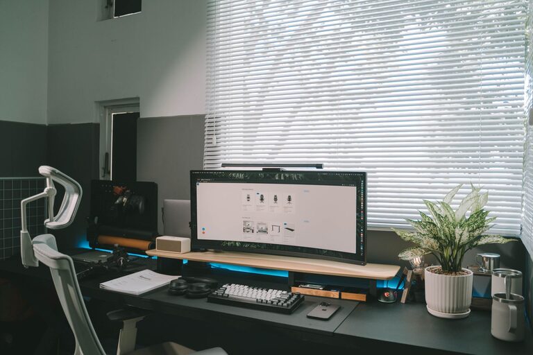 Practical Tips for Reducing Screen Strain at Home